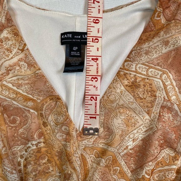 Kate & Lily Dress Short Sleeve Sheer Paisley over Cream Lining Size 4P - Picture 11 of 12